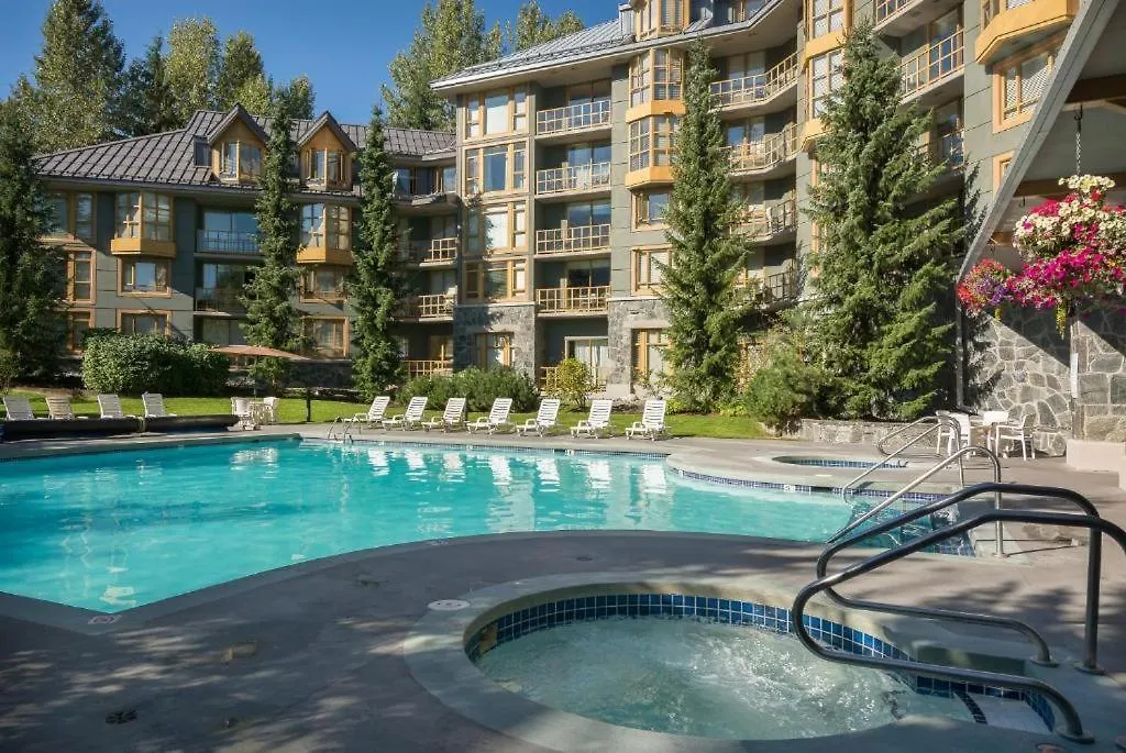 Holiday home Renovated 2Bed-2Bath In Village With Pool, Hot Tub, And Sauna Whistler Canada