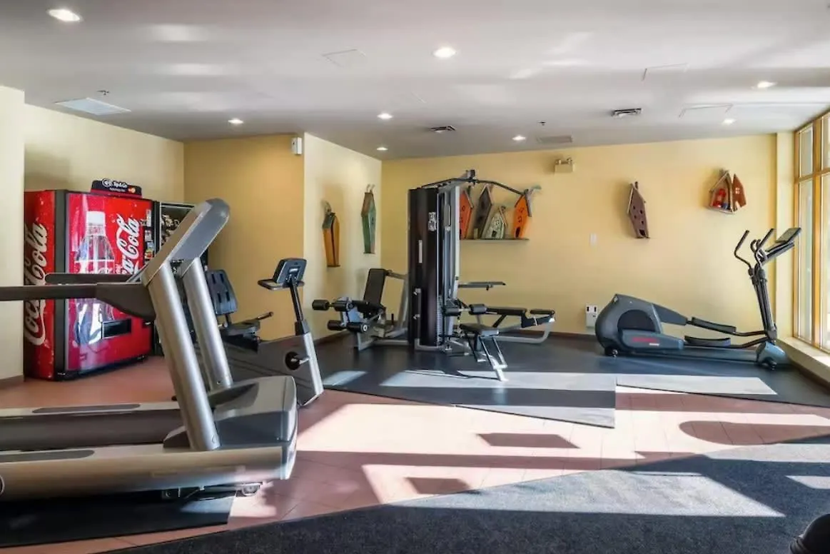 Renovated 2Bed-2Bath In Village With Pool, Hot Tub, And Sauna Whistler